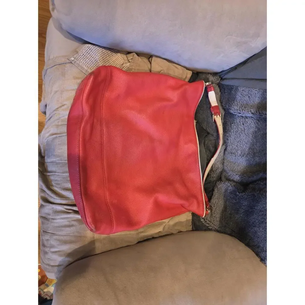 Tory Burch Red Leather boho Shoulder Bag with Logo Accent